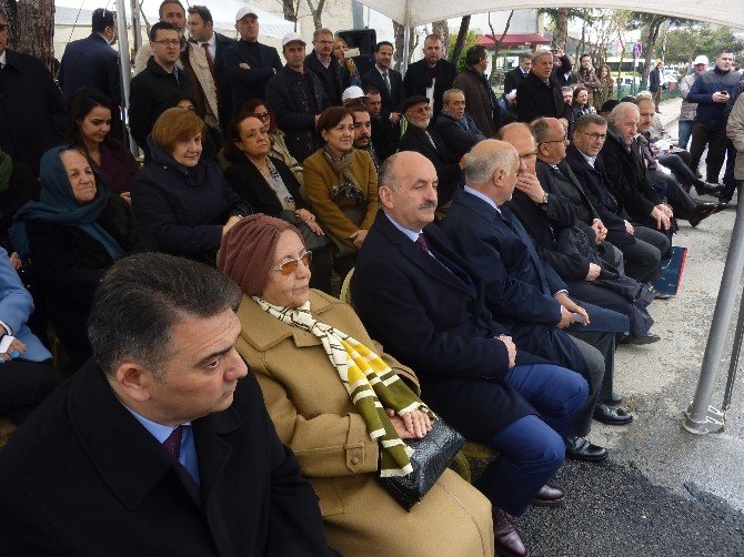 Bakan Müezzinoğlu’ndan Kızılay’a Övgü