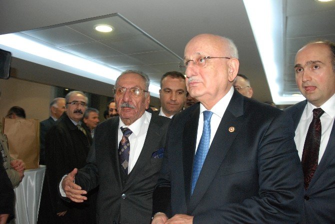 Tbmm Başkanı Kahraman "Gök Sultan Abdülhamid Han" Oyununun Galasına Katıldı