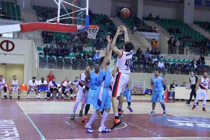 Eskişehir Basket Evinde Yenildi