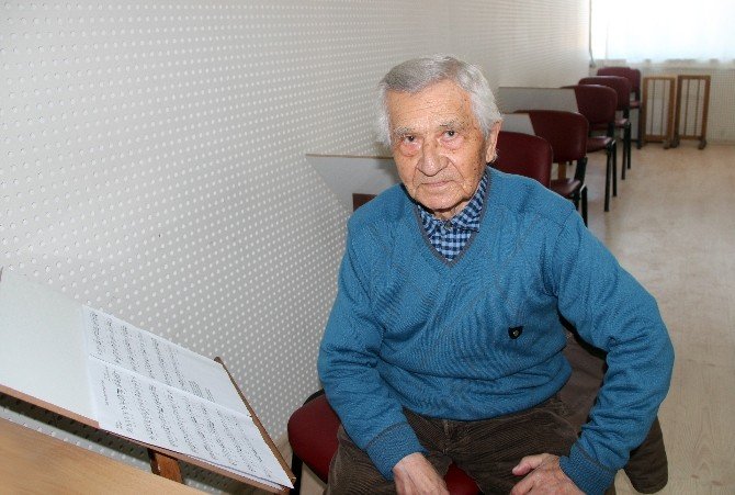 İhtiyar Delikanlıların Musiki Aşkı