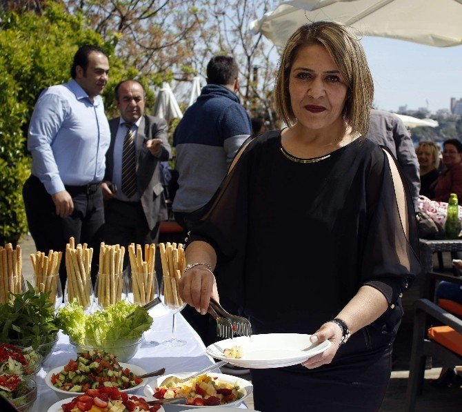 Ölümü Düşünen Anne 1 Yılda 84 Kilo Verdi