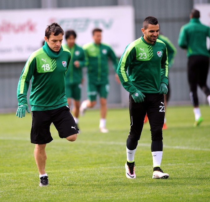 Bursaspor’da Sutter Takımdan Ayrı Çalıştı