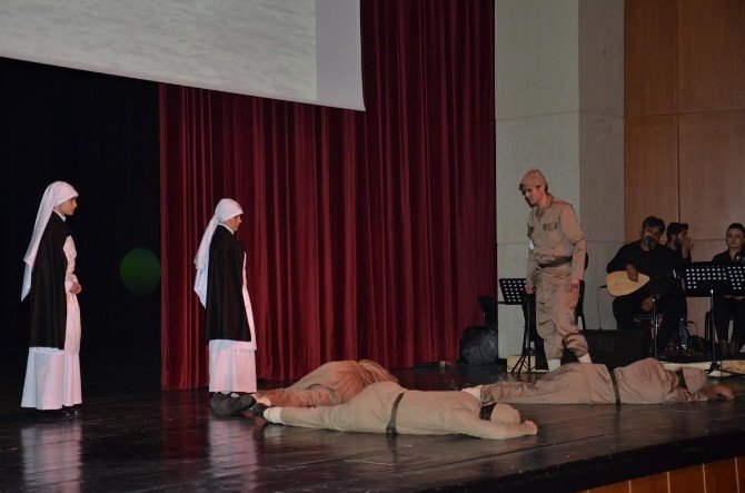 Çanakkale Savaşı’nın Kadın Kahramanları Sahnelendi
