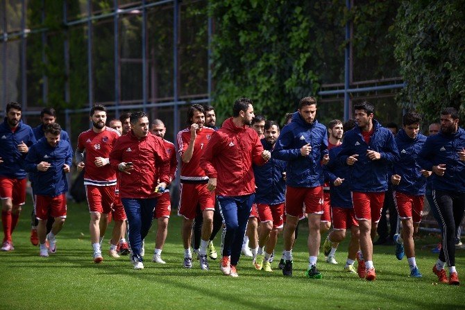 Mersin İdmanyurdu, Medipol Başakşehir Hazırlıklarına Başladı