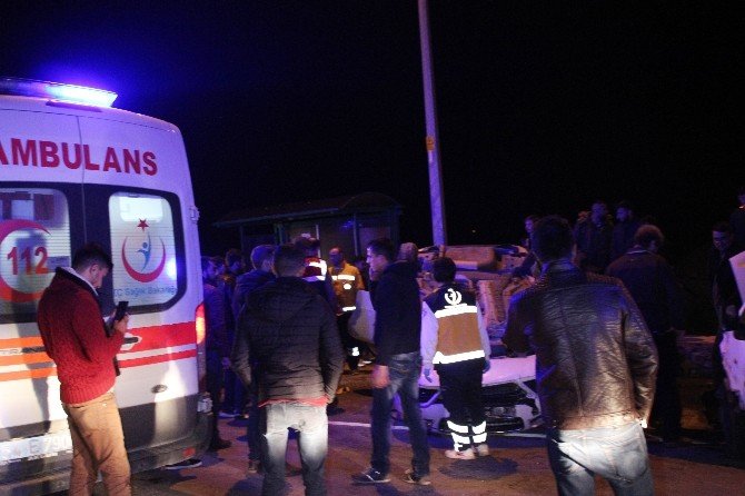 Sakarya’da Trafik Kazası: 2 Yaralı