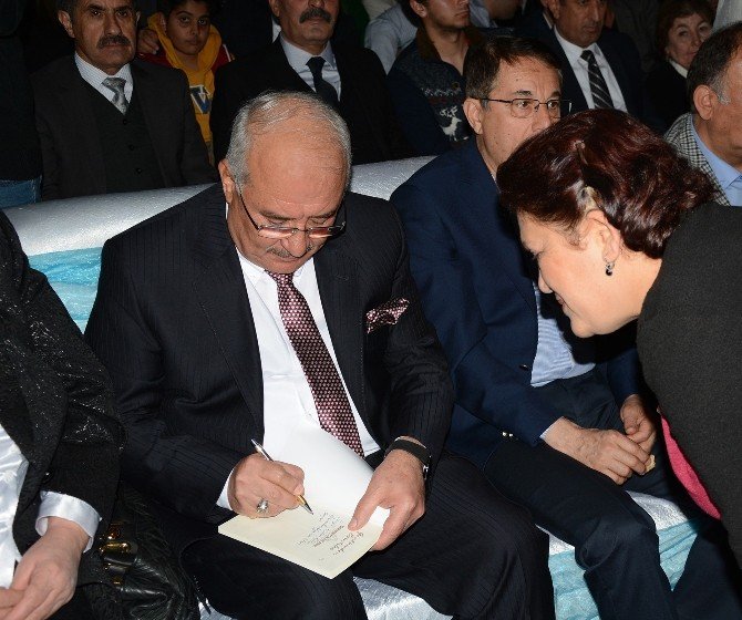 2. Burhanettin Kocamaz Şiir Akşamı Tarsus’ta Yapıldı