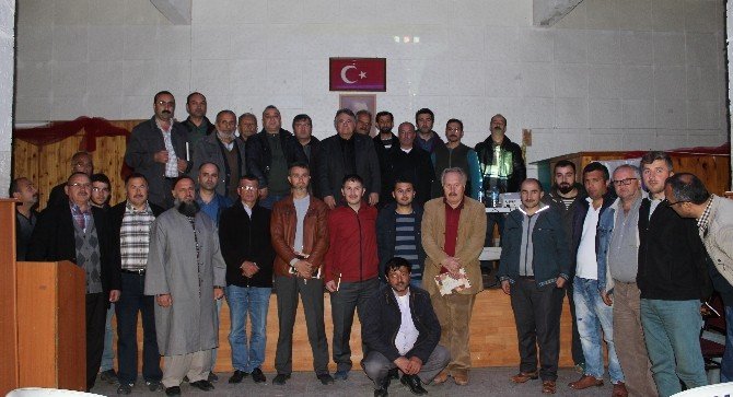 Arı Yetiştiricileri Bilgilendirildi
