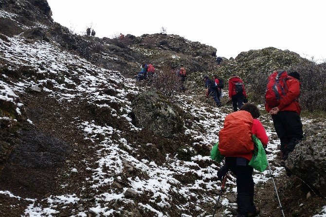Gümüşhane Ve Trabzonlu Dağcılardan Ortak Yürüyüş