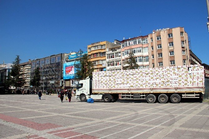 Cumhuriyet Meydanı Restorasyon Çalışmaları Başladı