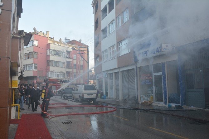 Bafra’da Ev Yangını