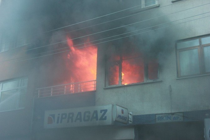 Bafra’da Ev Yangını