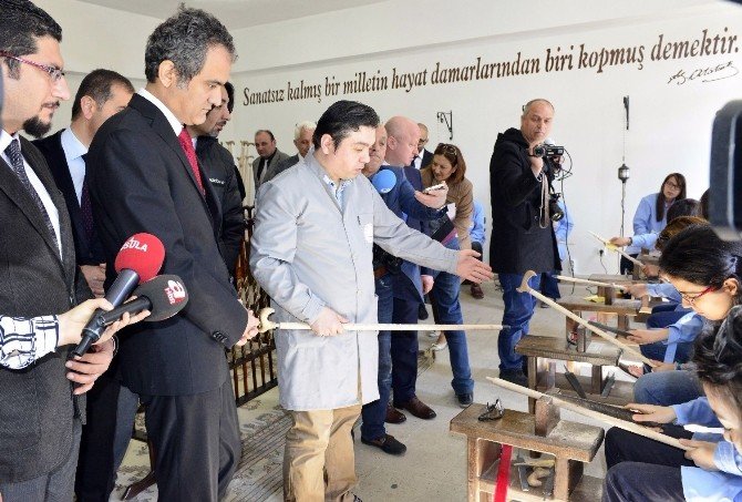 “Asaletin Simgesi” Narin Ellerde Üretilip Dünyaya Tanıtılacak