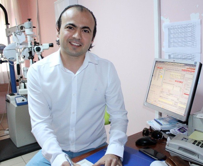 Yaz Aylarında Artan Göz İltihabına Dikkat