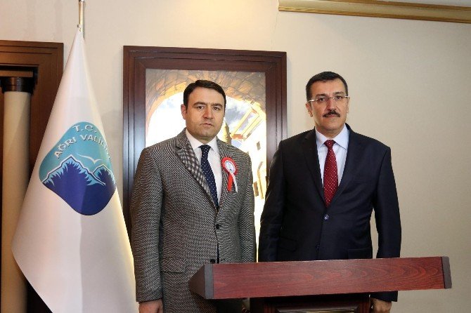 Bakan Tüfenkci Ağrı’da