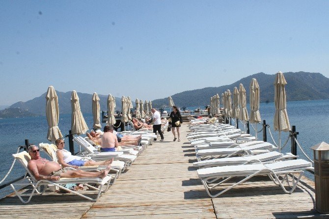 Paskalya Ve Nevruz Tatili Turizmi Hareketlendirdi