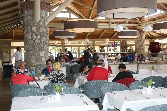Paskalya Ve Nevruz Tatili Turizmi Hareketlendirdi