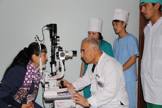 Ahmet Yesevi Üniversitesi Hastanesi’nde Halk Günü
