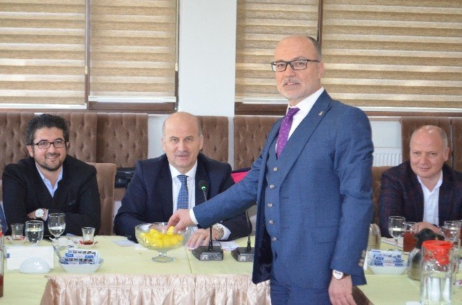 Torun İlçe Başkanlarıyla Bir Araya Geldi
