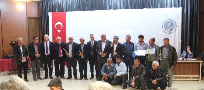 Mut’ta Kaval Çalma Yarışması Yapıldı