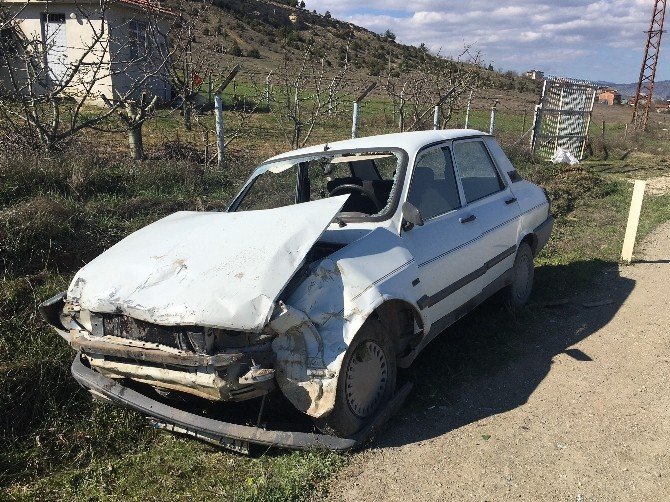Taşköprü’de Trafik Kazası: 2 Yaralı