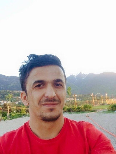 Kazada Ölen Gencin Böbrekleri Başkalarına Umut Oldu