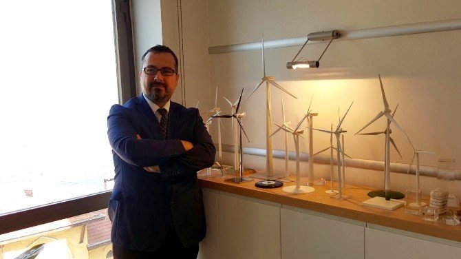 Tolga Şallı: "Yenilenebilir Enerji İçin Çevre Mahkemeleri Kurulmalı"