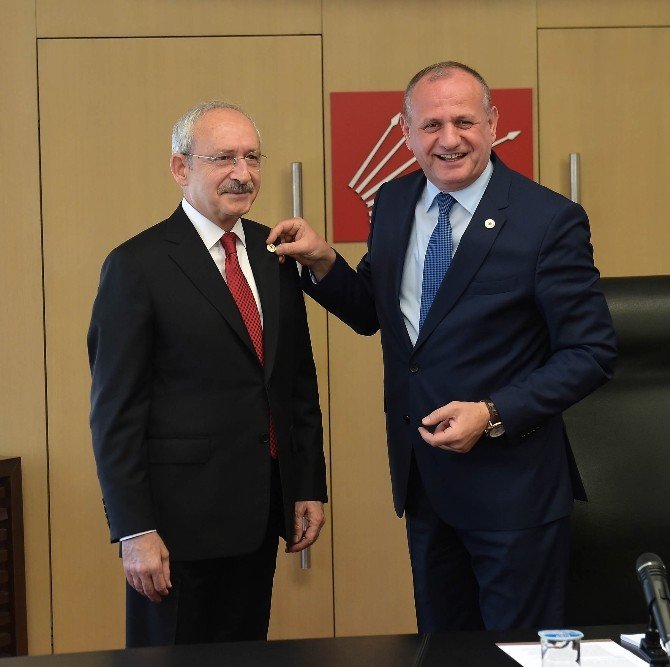 Kılıçdaroğlu, Belediye Başkanları Birliği Yönetimi İle Biraraya Geldi