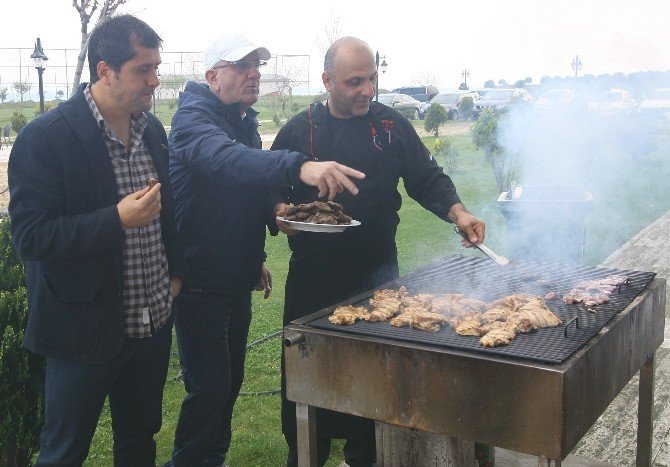 1461 Trabzon’da Barbekü Partisi