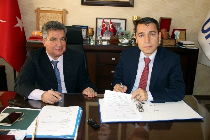 Kanser Hastalarını Tedavi Eden Sağlık Çalışanlarına Psiko-sosyal Eğitim