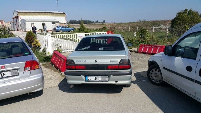 Heliporta Ambulans Girişine Araç Parkı Engeli