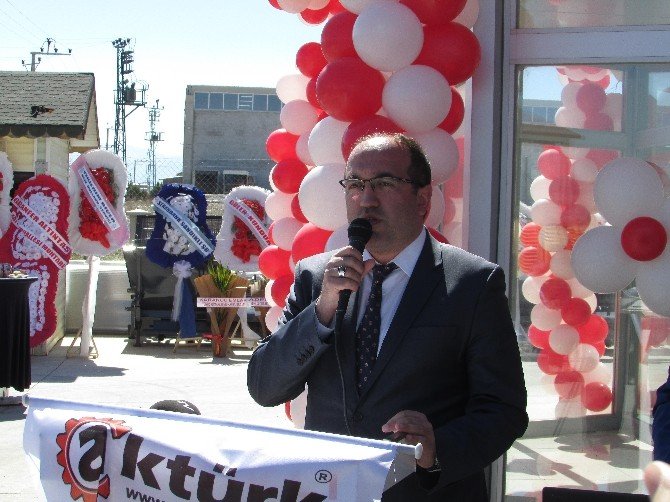Sandıklı’dan İtalya’ya 2 Milyon Euro’luk Makina İhracatı