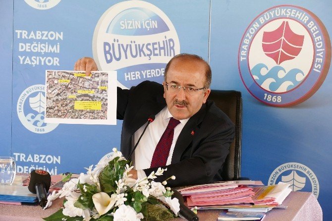 Başkan Gümrükçüoğlu, Büyükşehir’deki 2. Yılını Düzenlediği Basın Toplantısıyla Değerlendirdi