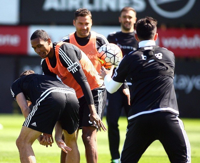 Quaresma Ve Atiba Takımla Çalıştı