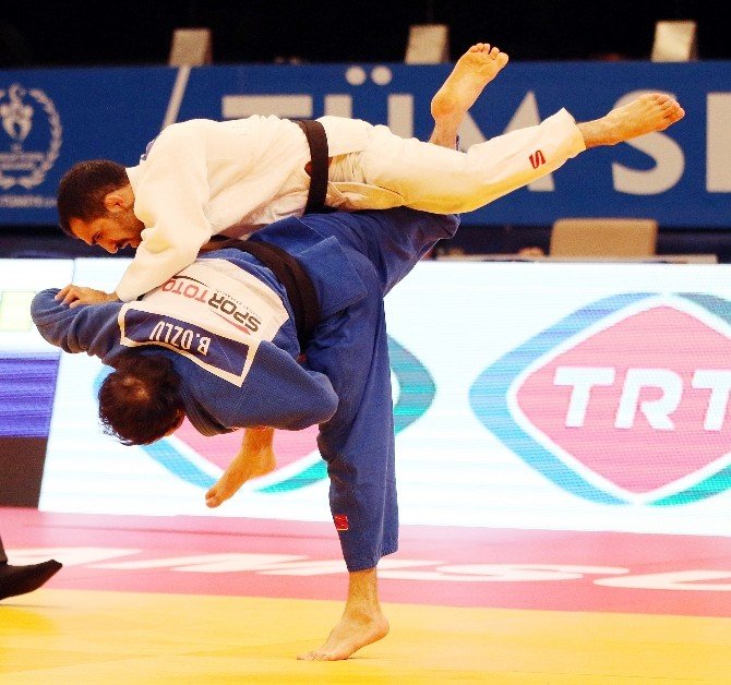 Bakan Kılıç’tan Sporculara Kutlama