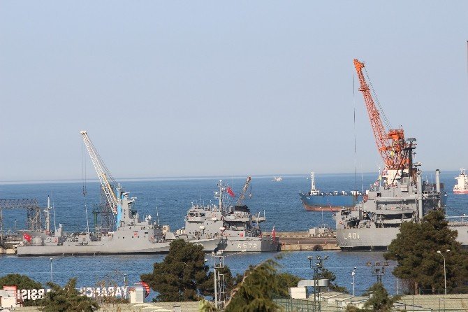 Askeri Gemiler Halka Açılıyor
