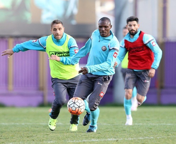 Osmanlıspor Tam Kadro Çalıştı