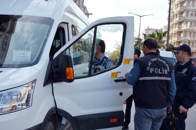 Kayınpederinin Aracını Kurşunladı