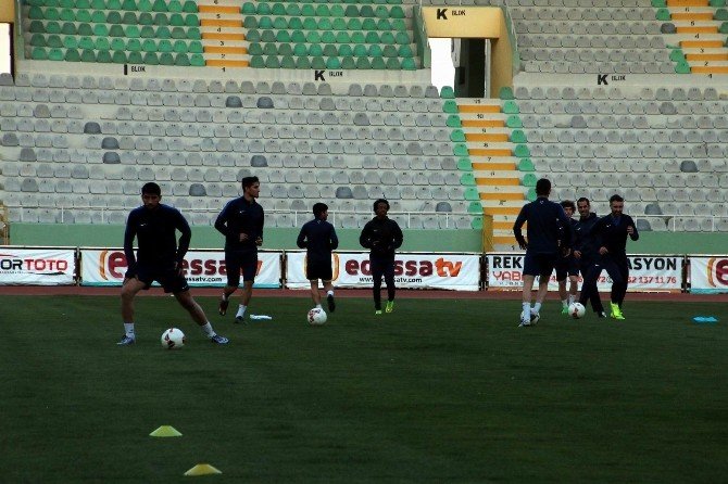 Şanlıurfaspor Gap Arena’da Antrenman Yaptı