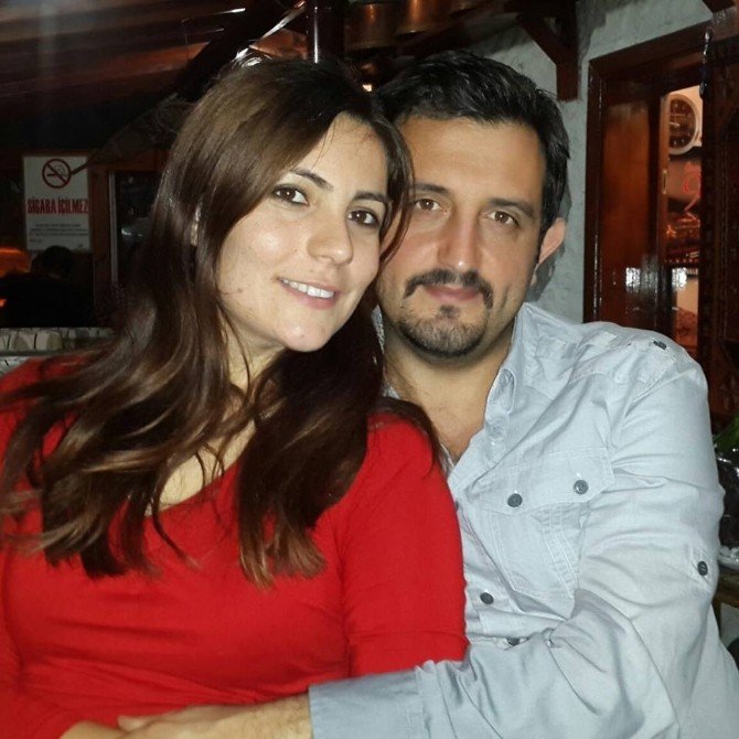 Tır’ın Altında Kalarak Ölen Genç Kadın Son Yolculuğuna Uğurlandı