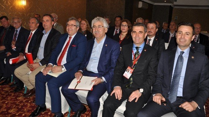 Chp İl Başkanlığı Çalıştayı Bandırma’da Yapıldı