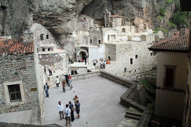 Sümela’nın Restorasyonu Havaya Takıldı