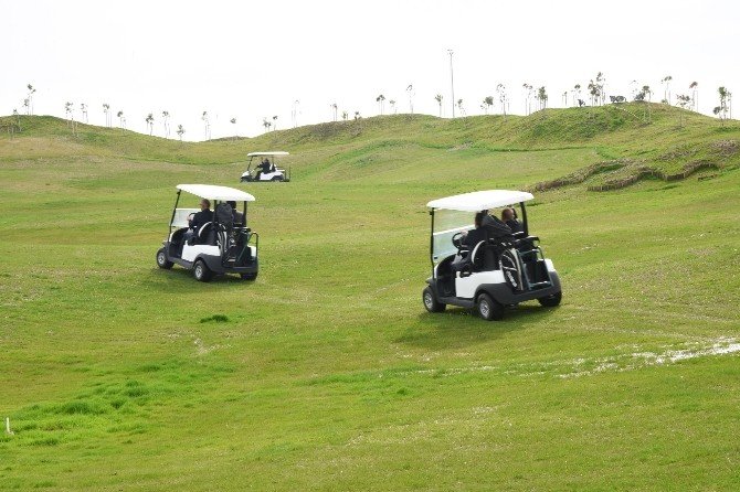 Tkb Üyeleri Golf Sahasını Gezdi