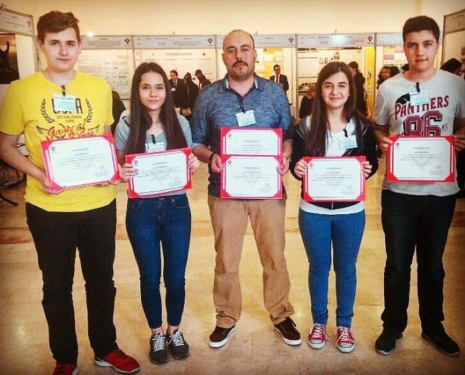 Rıfat Dağdelen’in Mucit Öğrencileri Bölge 2’ncisi Oldu