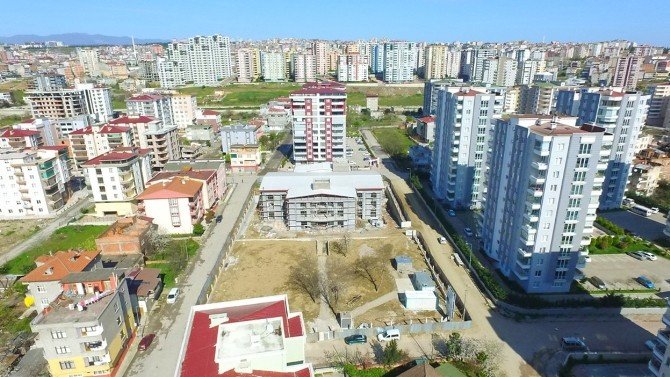 Başkan Tok, Derebahçe Tesisi İnşaatında İncelemelerde Bulundu