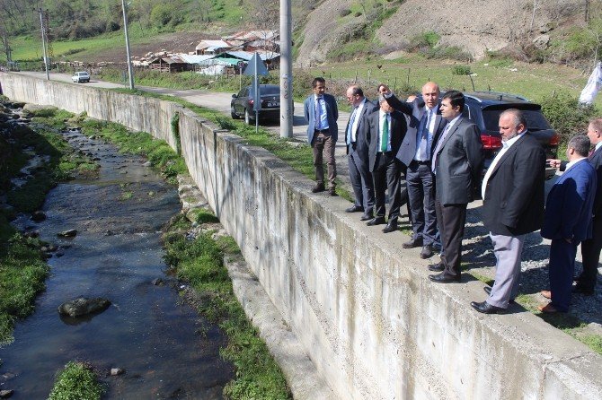 Tekkeköy’de Dereler Islah Ediliyor