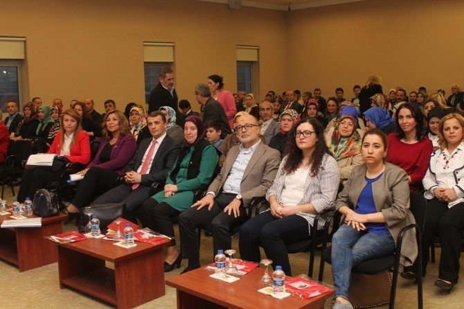 Ak Parti Milletvekilleri Teşkilat Ve Vatandaşla Buluşuyor