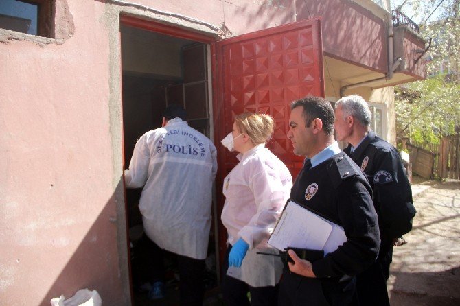 Bolu’da Yalnız Yaşayan Kadın Evinde Ölü Bulundu