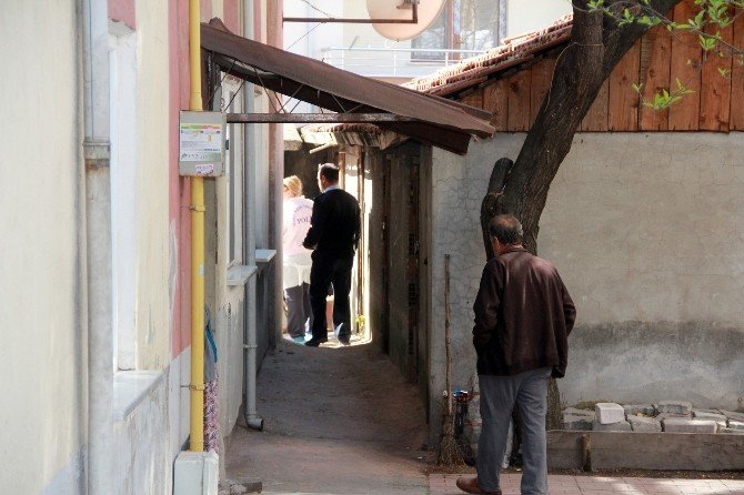 Bolu’da Yalnız Yaşayan Kadın Evinde Ölü Bulundu