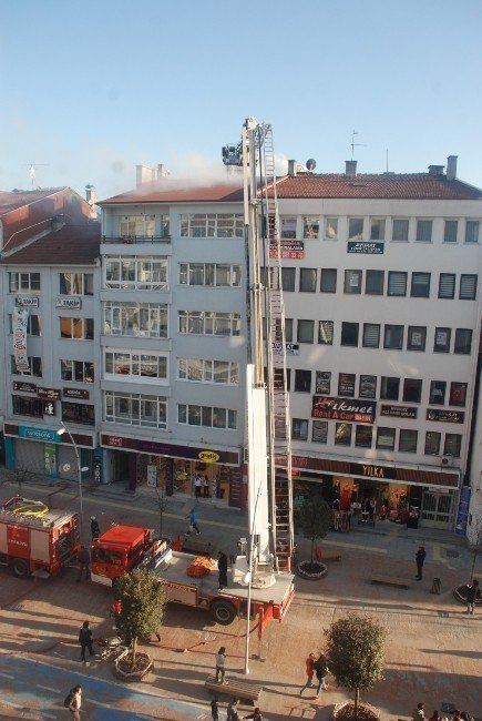 Bolu’da Baca Yangını Korkuttu