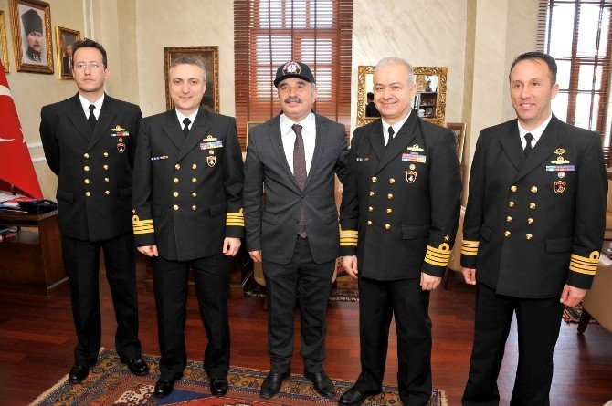 Gemi Komutanları, Büyükşehir Belediyesi’ni Ziyaret Etti